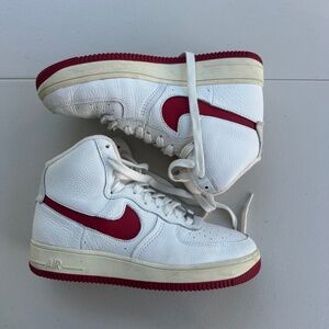 Nike Air Force 1 High '07 Trainers